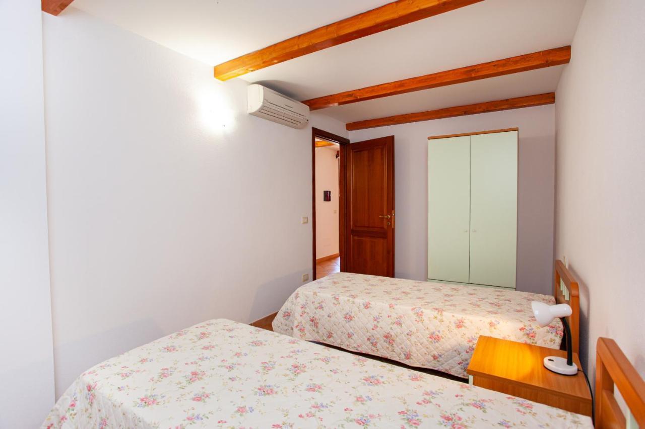 Appartamento Sole Mare Citai ซาน เตโอโดโร ภายนอก รูปภาพ